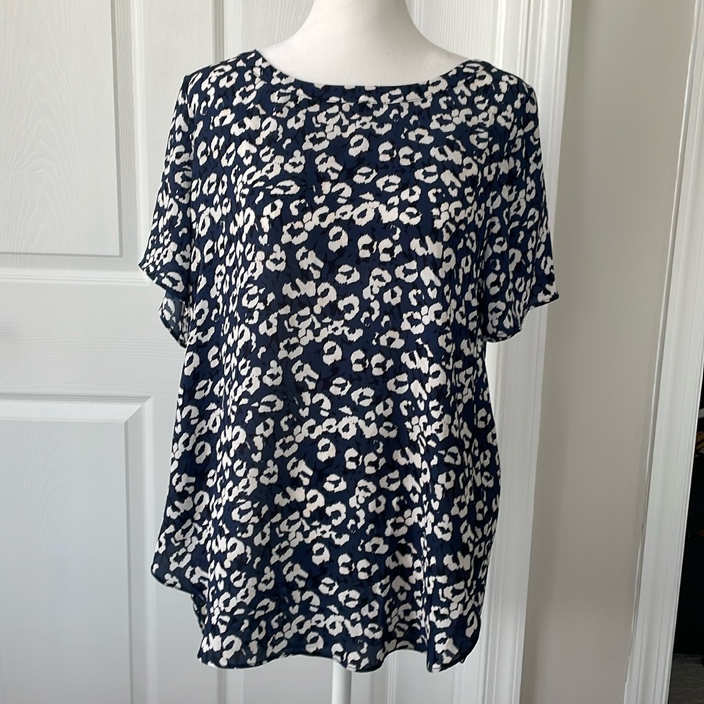 {Banana Republic} Leopard Patterned Top